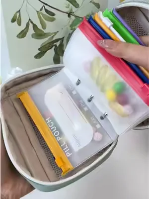 Carry all your vitamins without the clutter #travelhacks #supplements #OnTheGo #tiktokmademebuyit #tiktokshopspringglowup 