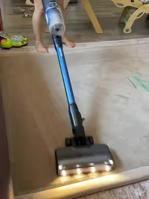 #vacuumcleaner #cleanwithme #vacuumasmr #bissell #clean 
