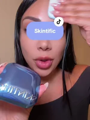 Una base en polvo a prueba de sudor y agua 😱😮‍💨 @SKINTIFIC Official  #skintific #waterproofmakeup #sweatproofmakeup #dealsforyoudays #tiktokshopcreatorpicks  Los resultados pueden variar, este video solo refleja mi experiencia 