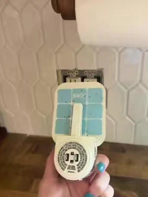 7656917055790189838