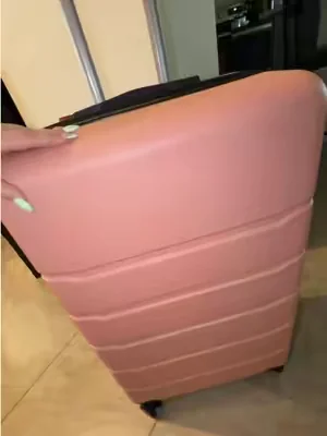 #tiktokshopfinds #travelmusthaves #suitcase #luggagefinds #traveling 