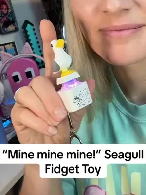 Mine mine mine seagulls! Fidget seagulls that say mine over and over again! #seagulls #fidgettoys #mineminemine #funnytoys #dealsforyoudays 