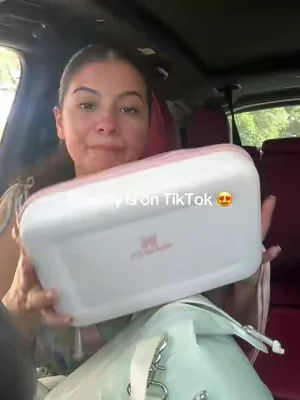 Stanley lunch box run girl  #stanley 