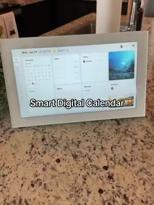 This is genius 👏🏻👌🏼 #digitalcalendar #calendar #familycalendar #tiktokshopcreatorpicks #dealsforyoudays 
