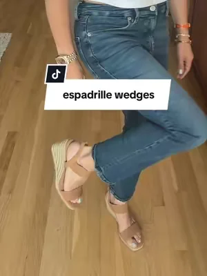 Espadrille platforms that are lightweight and wide feet friendly with lots of stretch! #espadrillewedges #espadrilles #tiktokshopcreatorpicks #dealsforyoudays #summerespadrilles 