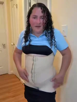 Faja colombiana con cremallera en la entre piernas #paratiiiiiiiiiiiiiiiiiiiiiiiiiiiiiii #fajascolombianas #fajas #foryoupage #abdomenplano 