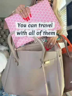 This tote bag gives effortless luxury vibes without the luxury price tag. 🤎 The perfect everyday bag for work, errands, or travel, with plenty of room for all your essentials. It instantly elevates any outfit and has that timeless, high-end look—without breaking the bank. If you're looking for an affordable tote that looks chic and expensive, this is the one. ✨ #ToteBag #AffordableLuxury #LuxuryStyle #DesignerInspired #TravelBag 