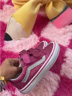 The cutest back to school vans #vans @vans 