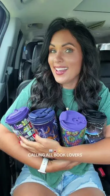 They’re live!!!! 🙌🏼💜📖🐉✨ the FrostBuddy book collection is here! These are going to sell so fast 😅 #booktok #frostbuddy #booklover #booktokfyp #booktoker 
