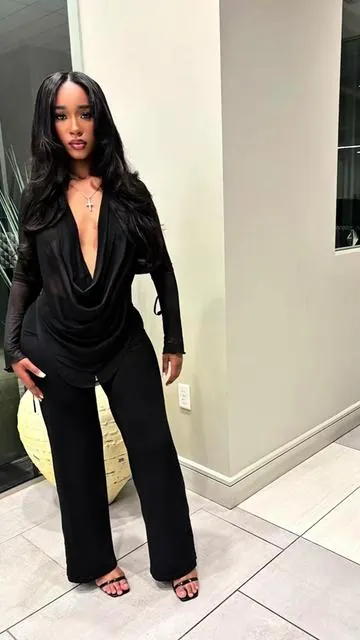 Date/Girls night fit 2pt ‼️🤏🏾🤏🏾#tiktokshop #girlsnightoutfit #datenight #blacktiktok #fypシ゚viral 