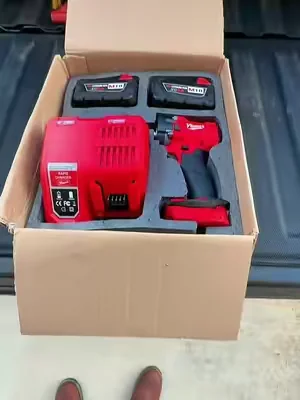 #shop #impact #Milwaukee #wireless #construction impacto de Medio, con baterías y cargador