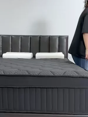 Black!😎😎#dealsforyoudays #boxmattress #giftbox #Sleepbetter #bedUpgrade 