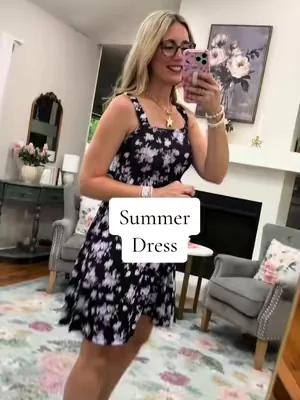 The cutest summer dress and cropped denim jacket! I’m 5’7” 140 wearing a size small in both! The denim jacket color is “clear blue”. @Zeagoo 