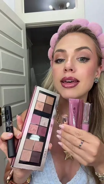 @buxomcosmetics Pretty in Dolly Bundle! Get 7 full size products for an amazing price! Pricing stated in video is accurate as of the time of posting. #tiktokshopcreatorpicks #dealsforyoudays #makeupbundle #lipcombo #eyeshadowpalette 