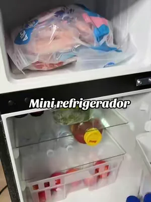 Aprovecha los especiales. Mini refrigerador ideal para cualquier habitación o garaje. #minirefrigerador #refrigerator #minirefrigerator #dealsforyoudays 