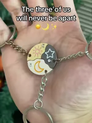 Family couple friendship star moon sun pendant grabeeee sobrang ganda!!!worth buying guys!☀️🌙 ✨😂🤞#pendants #pendantnecklace #necklace #friendshipnecklace #familynecklace