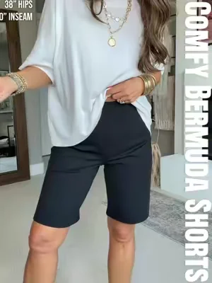 Stretch for days with and elevated look 🤌🏼✨ #longshorts #bermudashorts #stretchyshorts #yogashorts #momshorts 