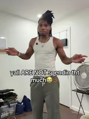 stay tru 2 u twin😂🤞🏾 #dealsforyoudays #caprisweatpants #sweatshorts #caprisweats #summerfits 