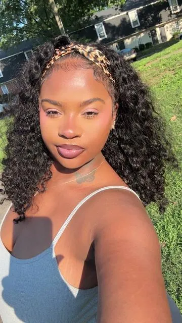 So pretty 🩷 @BABOSHOW #halfwig #burmesecurly #halfwighairstyle #humanhairwigs #wiginstalls 