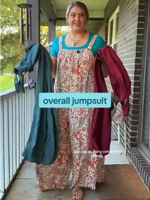 Cute overall jumpsuit that’s light and flowy when you don’t like to wear shorts this summer. #overalls #jumpsuit #womensfashion  