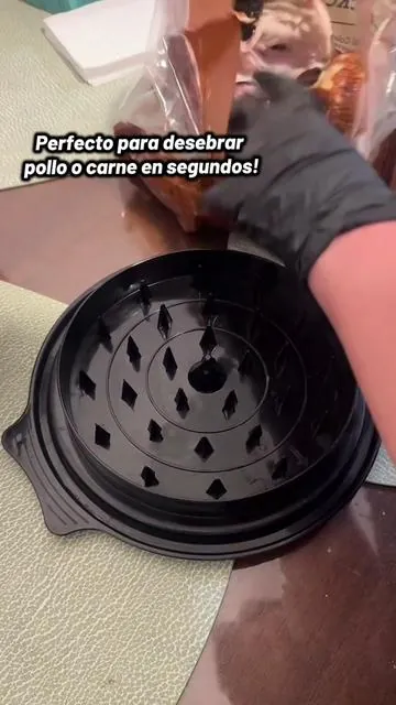 #desebrar #pollodesebrado #pollodesmenuzado #carnedesehebrada #chickenshredder 