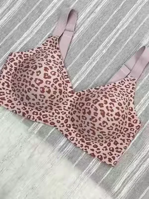 #dealsforyoudays #bra #beautiful #gril #DoMoreInAYear 
