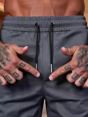 Tired of skinny jeans? These cargo pants hit different #fyp#cargopants#mensfashion#streetwear#tiktokshop 