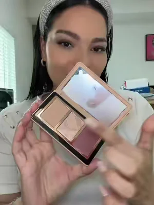 Mini paleta de @Natasha Denona viene con 2 rubores y 1 iluminador😍😱 la amooo #makeup #makeuptutorial #blush #iluminador #paleta 