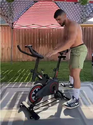 Bicicleta estática estática deportiva de relife Bicicleta de Ciclismo Interior para Cardio Entrenamiento, con cojín de asiento cómodo, monitor LCD para bicicleta de entrenamiento en casa 330LBS Capacidad de bicicleta estática con Transmisión silenciosa por correa TikTokShopHolidayHaul. #bikecardio #bikeexercise #bikesports #tiktokshopcreatorpicks #DealsForYouDays 