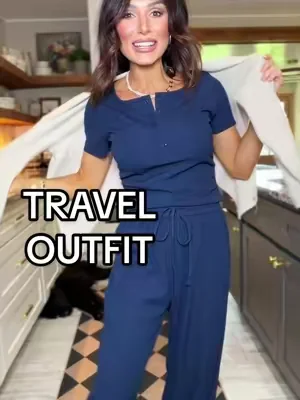@PrettyGarden #traveloutfit #loungeset #twopieceset 