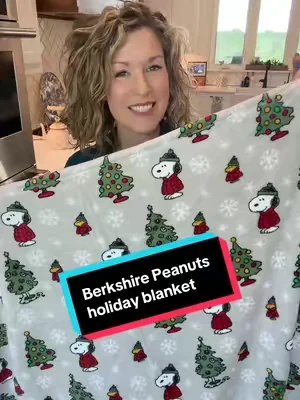 Brand new Berkshire Holiday peanuts blanket!! #peanuts #blanket #dealsforyoudays #christmasinjuly #qvc @QVC, Inc 