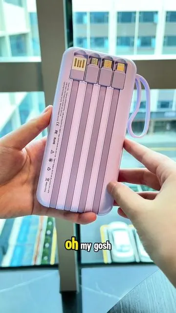 4 cables,3 ports,with a digital display that can clearly display the power,and also provides LED lighting.All these can be done with just a power,and now its price is very favorable😍 batterpack #travelcharger #portablecharger #charger #powerbank #powerbankcharger #summerwins #dealsforyoudays 