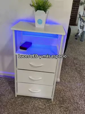 Luces LED y más espacio #nightstand #Home #mesita #tiktokshop #paratii 