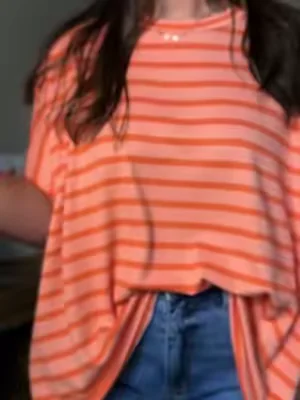 Love the stripes and oversized fit 