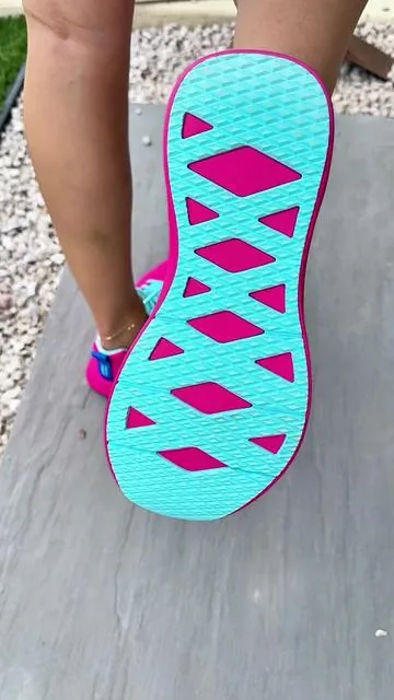 #womenshoes #summershoe #nobull #workoutshoes 