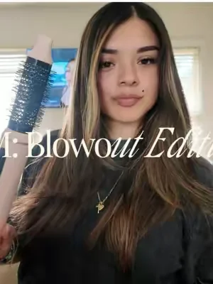 Ugh in love with my hair after using @ATOPSKINS.US hair tool😍😍 #summerwins #dealsforyoudays #5in1airstyler #5in1styler #hairtutorial 