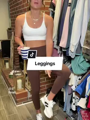 Obsessing over these leggings @Colorfulkoala #dealsforyoudays #summerwins 