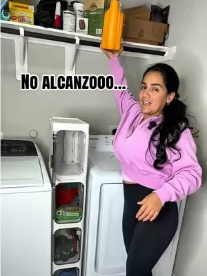 ¿Buscas una forma práctica de organizar tus productos de limpieza? Este storage laundry es perfecto para colocar entre la lavadora y la secadora. Con sus 4 compartimientos podrás mantener todo ordenado y al alcance, ¡y gracias a sus rueditas moverlo será súper fácil!  #summerwins #dealsdayforyou #storage #laundry #organizer 