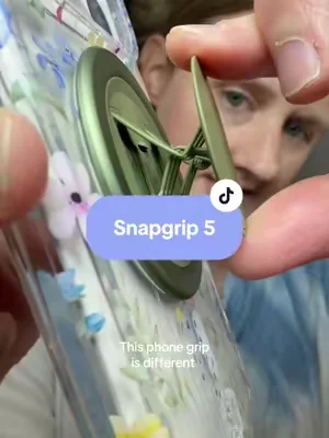 It’s the small design details that make a big difference with this phone grip #snapgrip #phoneaccessories #phonegrip #phonehacks #techtok 