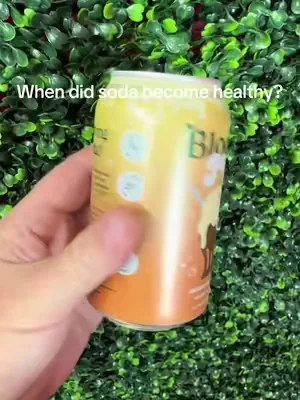🥤✨ Meet your new soda obsession! Bloom Pop Root Beer Float Prebiotic Soda delivers nostalgic root beer float flavor with just 3g of sugar, prebiotics to support gut health, and zero caffeine. Enjoy the creamy, fizzy taste you love without the sugar overload. Perfect for healthier soda swaps, afternoon refreshment, or satisfying sweet cravings. Grab yours before this flavor sells out and see why everyone is adding Bloom Pop to their TikTok Shop cart! #BloomPop #PrebioticSoda #RootBeerFloat #GutHealth #healthysoda 