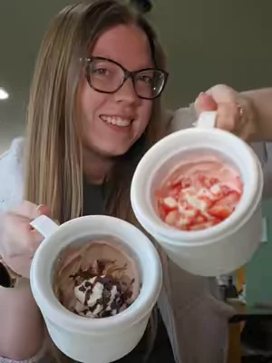 ice cream season is here🍦 #homemadeicecream #diyicecream #icecreammachine #icecreammaker #softserve 