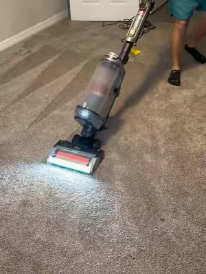 such a good deal #vacuum #sharkvacuums #vacuumcleaner 