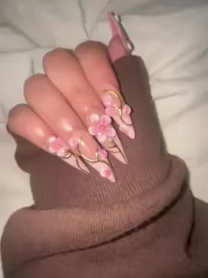 #nailtok #pressons #nailart #summernails #fyp 