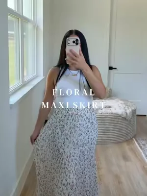The perfect floral maxi skirt DOES exist! 🥹🫶🏻🌸  #floralskirts #maxiskirts #summeroutfits #dealsforyoudays #cuteoutfits 