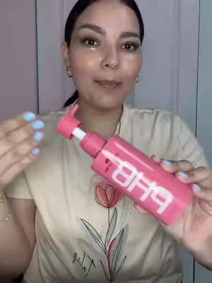 🌸 El secreto de mi rutina de cuidado diario. 🎀 Dejemos los jabones comunes atrás. El Flora pH Balance Wash de Dr. Tuoma está diseñado especialmente para cuidar, proteger y mantener el equilibrio natural de tu zona más delicada. ✨ Limpieza suave, frescura todo el día y cero irritaciones. ¡Te va a encantar! #CuidadoIntimo #PhBalance #RutinaDeCuidado #BienestarFemenino #TikTokShop  