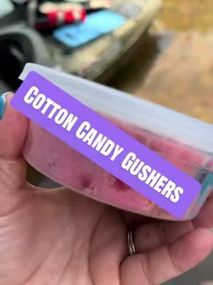 #cottoncandy #sourcandy #gushers @Candeeze.Co 