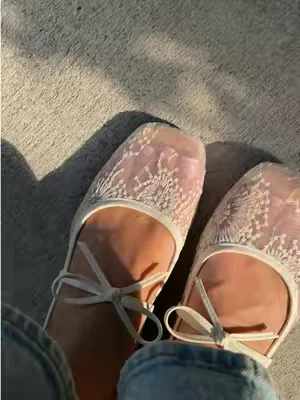 These Laurel Grace mesh ballet flats are the pair I've been reaching for on repeat lately 🖤✨ They're lightweight, breathable, and the perfect mix of trendy and timeless. I love how they instantly elevate any outfit while still being comfortable enough to wear all day. Whether you're dressing up jeans or pairing them with a dress, these women's shoes go with everything. If you're looking for Mary Jane’s, mesh ballet flats, ballet flats, comfortable flats, or cute everyday shoes, these are such a good find.  #balletflats #maryjanes #maryjaneshoes #balletshoes #shoesforwomen 