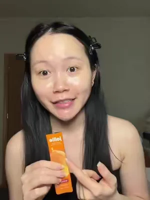 This is how i take my collagen  💛 Jollie mango collagen jelly stick  #jollie #collagenjelly #collagen #ttsbeautybesties 