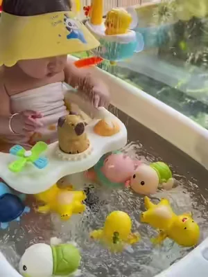 1 really want to recommend this bathing toy to you. There are children at home. Children don't like to take a bath. They cry when they take a bath. Be sure to look at this children's bathing toy, so that the baby likes to take a bath. It doesn't cry or make a fuss when taking a bath. And it's super safe. You don't need to plug it in or charge. The most important thing is that the price is really great and cost-effective now! T#funs #familytime #tiktokshop #toy#SummerVibes