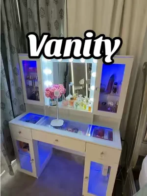 Vanity . #DealsForYouDays  #mirror  #vanitymakeup  #roomdecor 